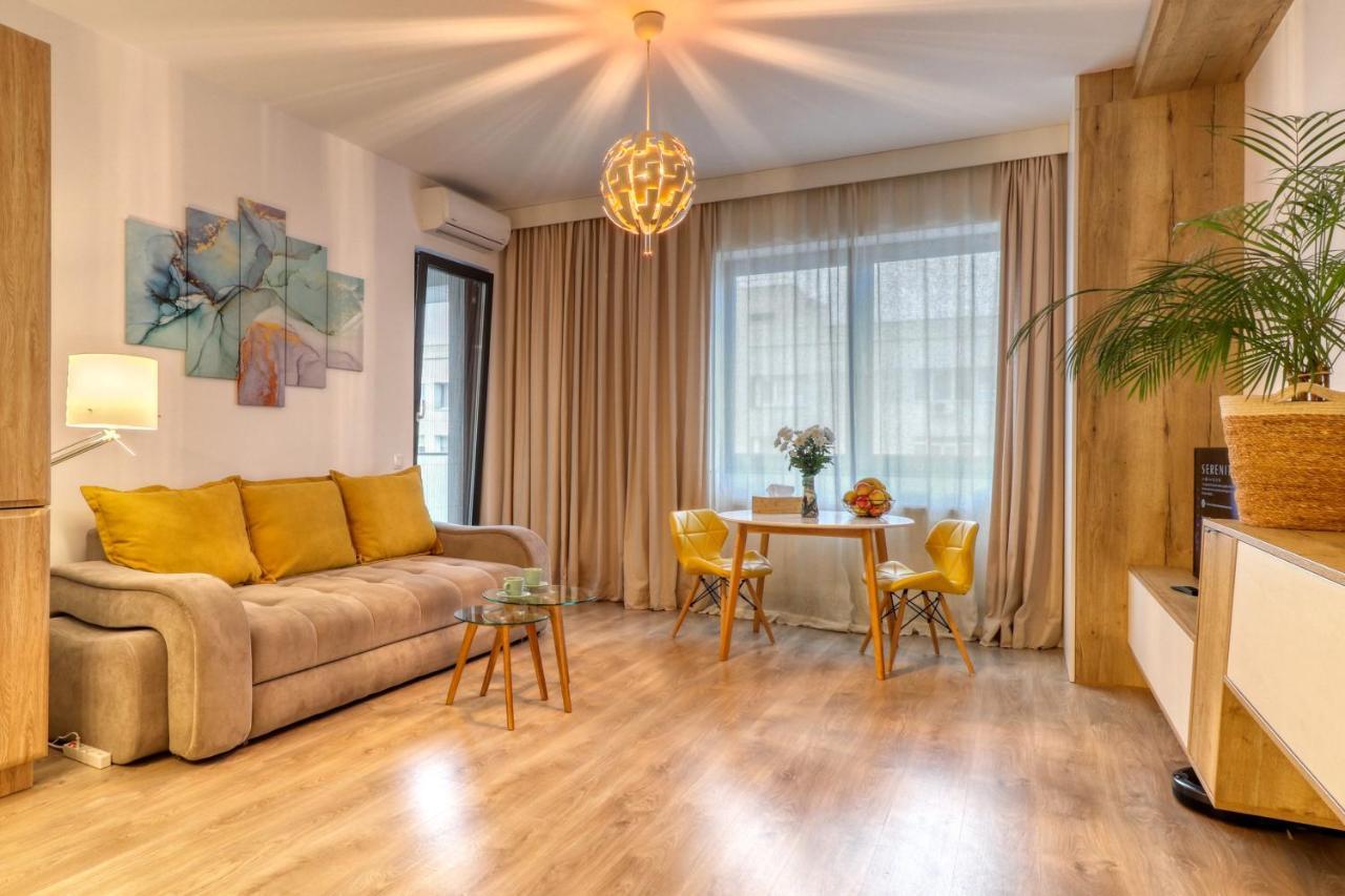 Relaxation Station: Cozy Apartment with Smart Features near Ior Park Bucharest Exterior photo