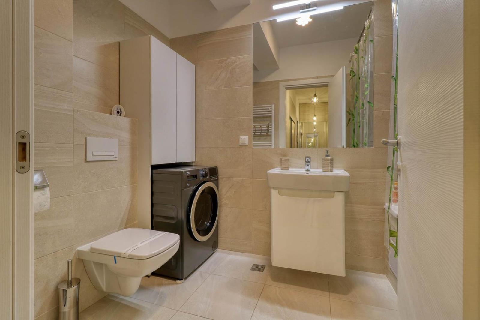 Relaxation Station: Cozy Apartment with Smart Features near Ior Park Bucharest Exterior photo